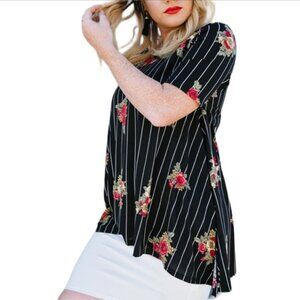 LuLaRoe Perfect Tee White Vertical Stripes Black‎ w/ Red Green Gold Roses Size S